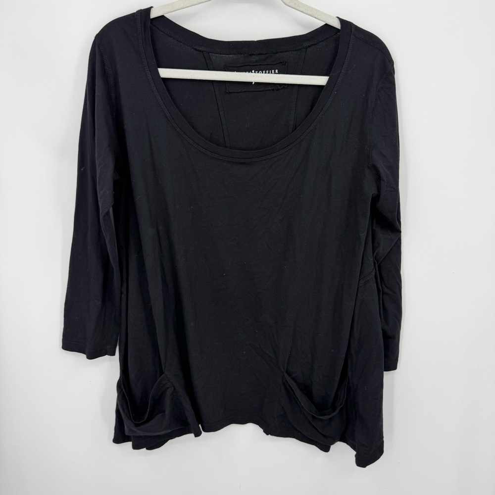 Jewel Toffier scoop Neck Top Sz M black long sleeve front pockets